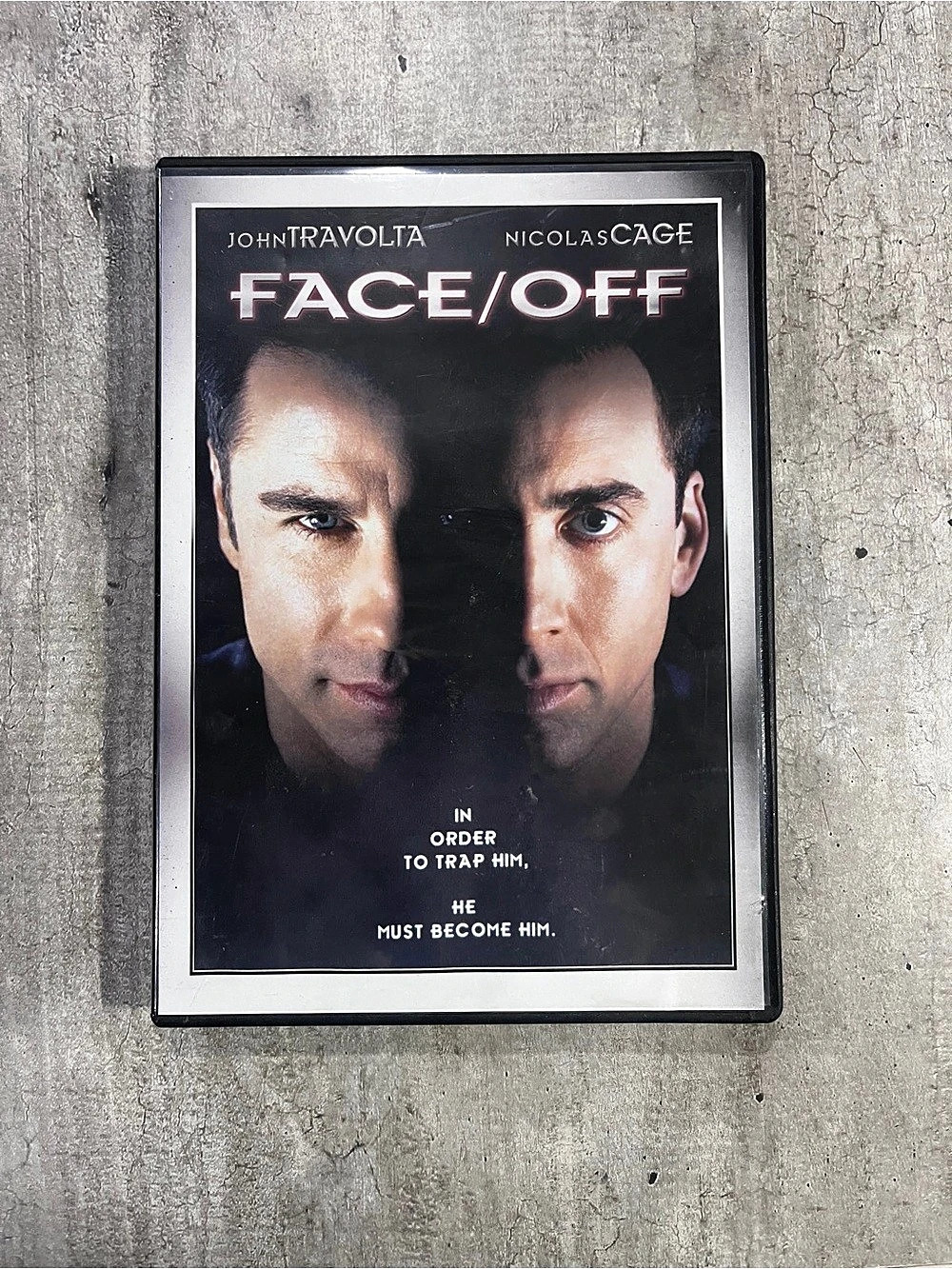 Warner Bros. Face/Off. DVD Movie Disc